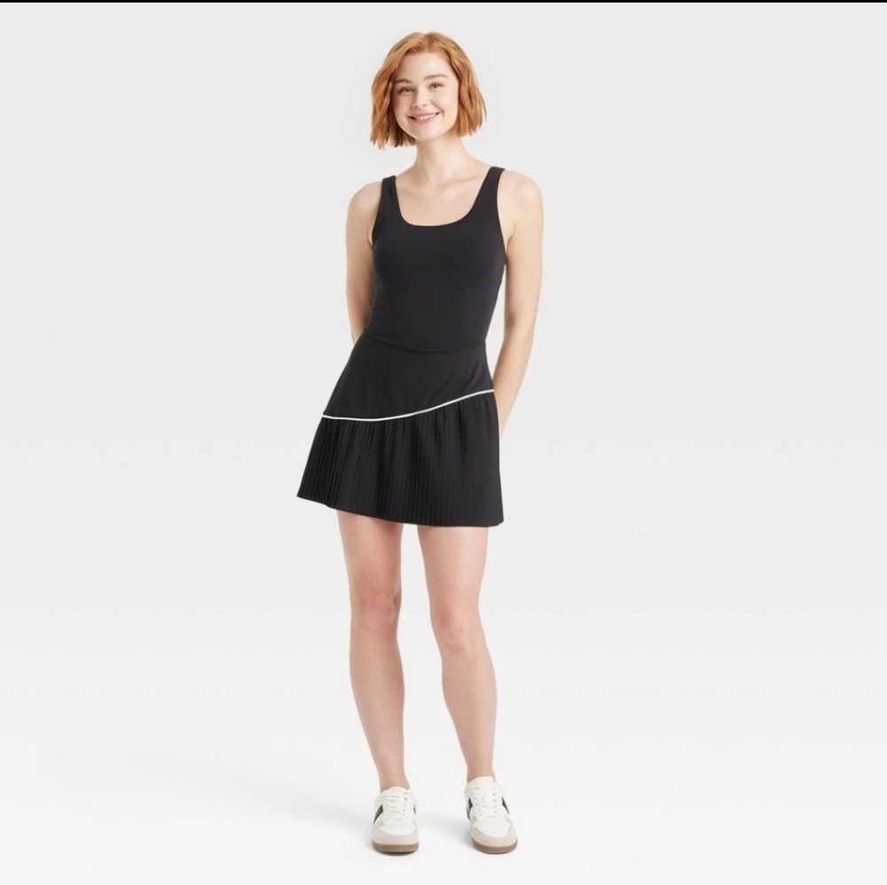 NWT JoyLab Moisture Wicking Pleated Active Dress with Built-in Shorts Black Onyx